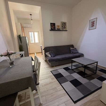 Apartment Center Pula Luaran gambar